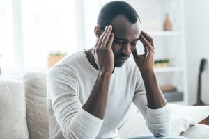 Dor de cabeça: quando procurar um médico?