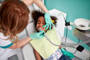 Saúde bucal infantil precisa de uma atenção especial