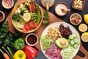Alimentação saudável: como cuidar do corpo e da mente em 2025